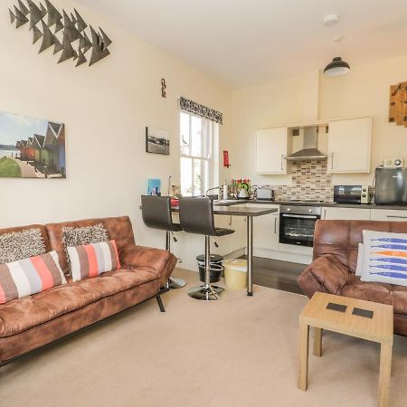 Carisbrooke Apartment Скарбъро Екстериор снимка